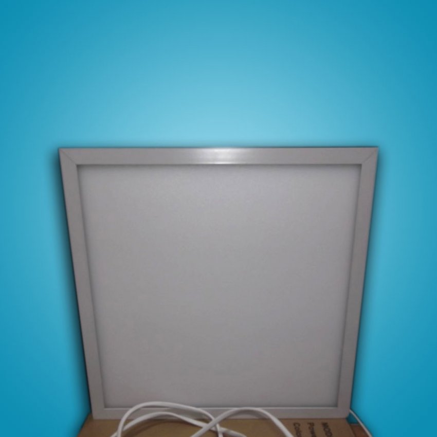 LAMPI CU LED PENTRU RADIOGRAFII, BECURI CU LED SI PROIECTOARE