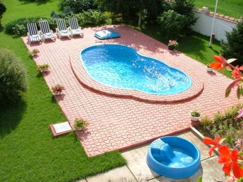 PISCINE PREFABRICATE