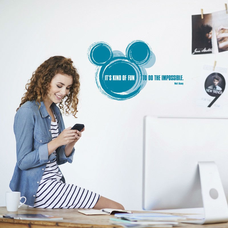 STICKER DISNEY - IT'S KIND OF FUN