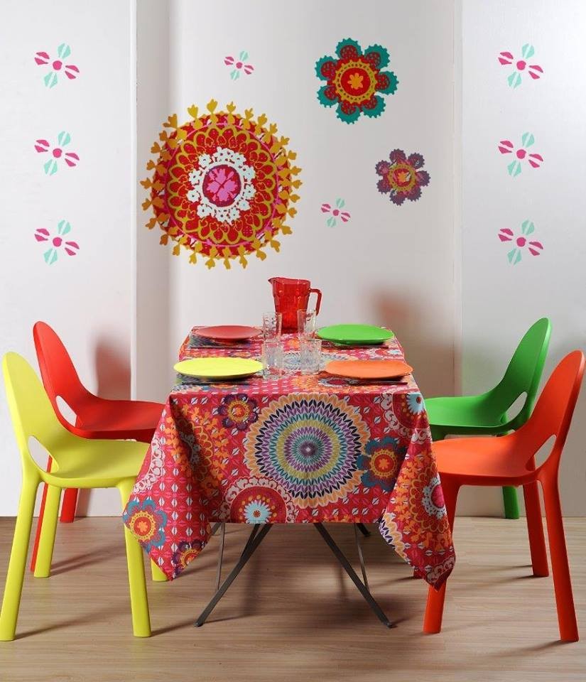FATA DE MASA MANDALA COLIMA - CULOARE ROSU