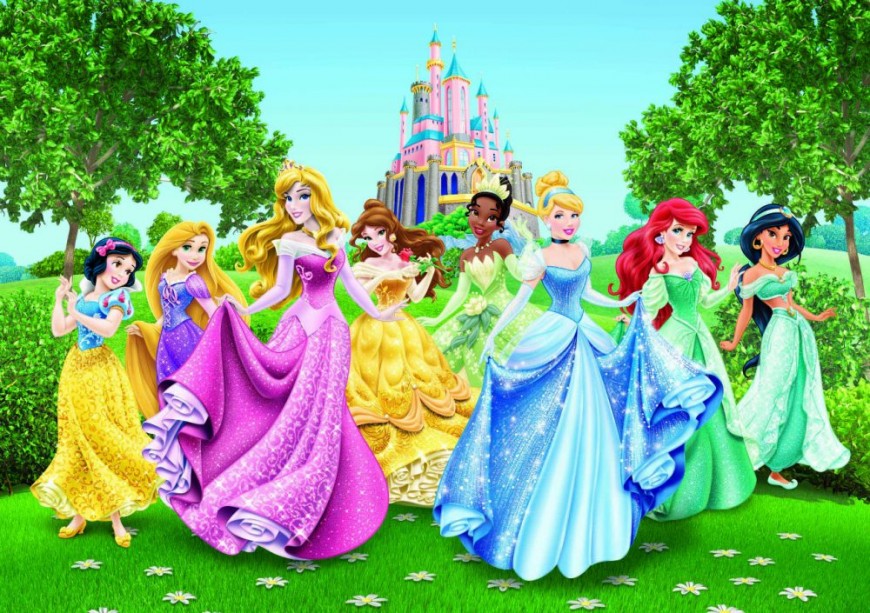 FOTOTAPET PRINTESE - IN GRADINA PALATULUI DISNEY