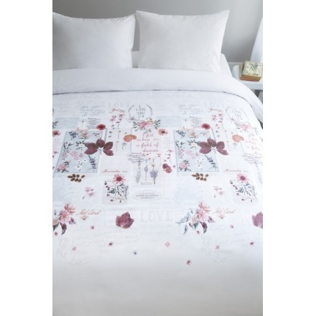 LENJERIE DE PAT SHABBY CHIC CU FLORI SI CARTI POSTALE