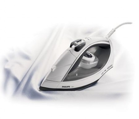 FIER DE CALCAT CU ABURI PHILIPS GC4621