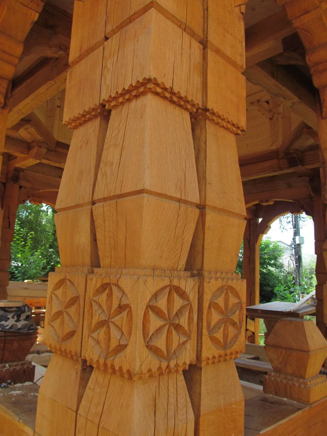 Foisor altar de vara lemn