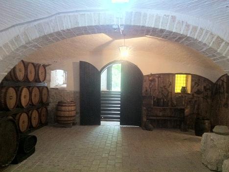 Conacul Bellu - frumosul conac de secol XIX din Tara Romaneasca