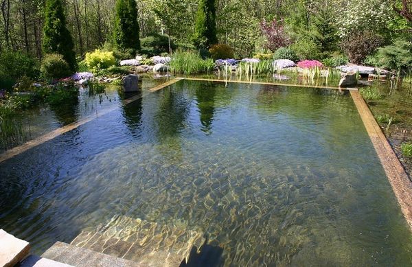 Piscina naturala cu o superba panorama