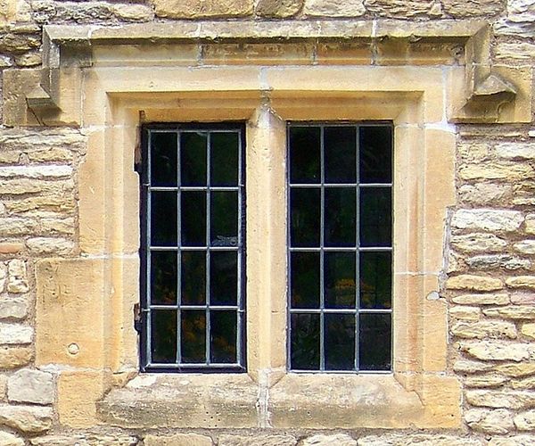 Detaliu fereastra casa cottage