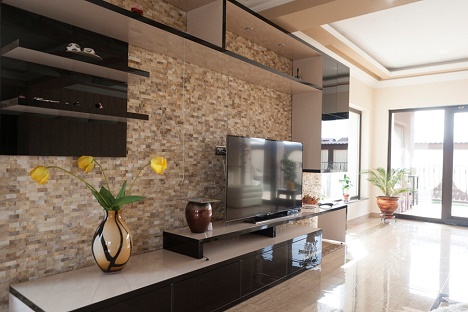 Piatra naturala in living