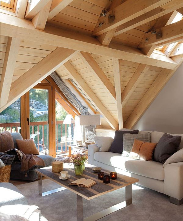 Amenajare living casa din lemn