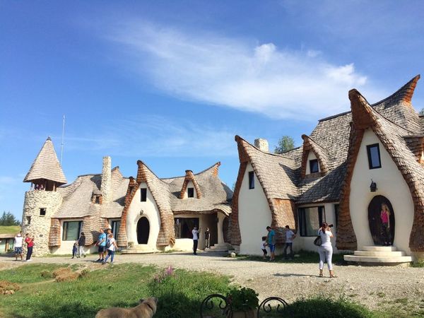 Castelul de lut Valea Zanelor, Sibiu, Porumbacu de Sus