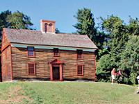 Casa langa padure